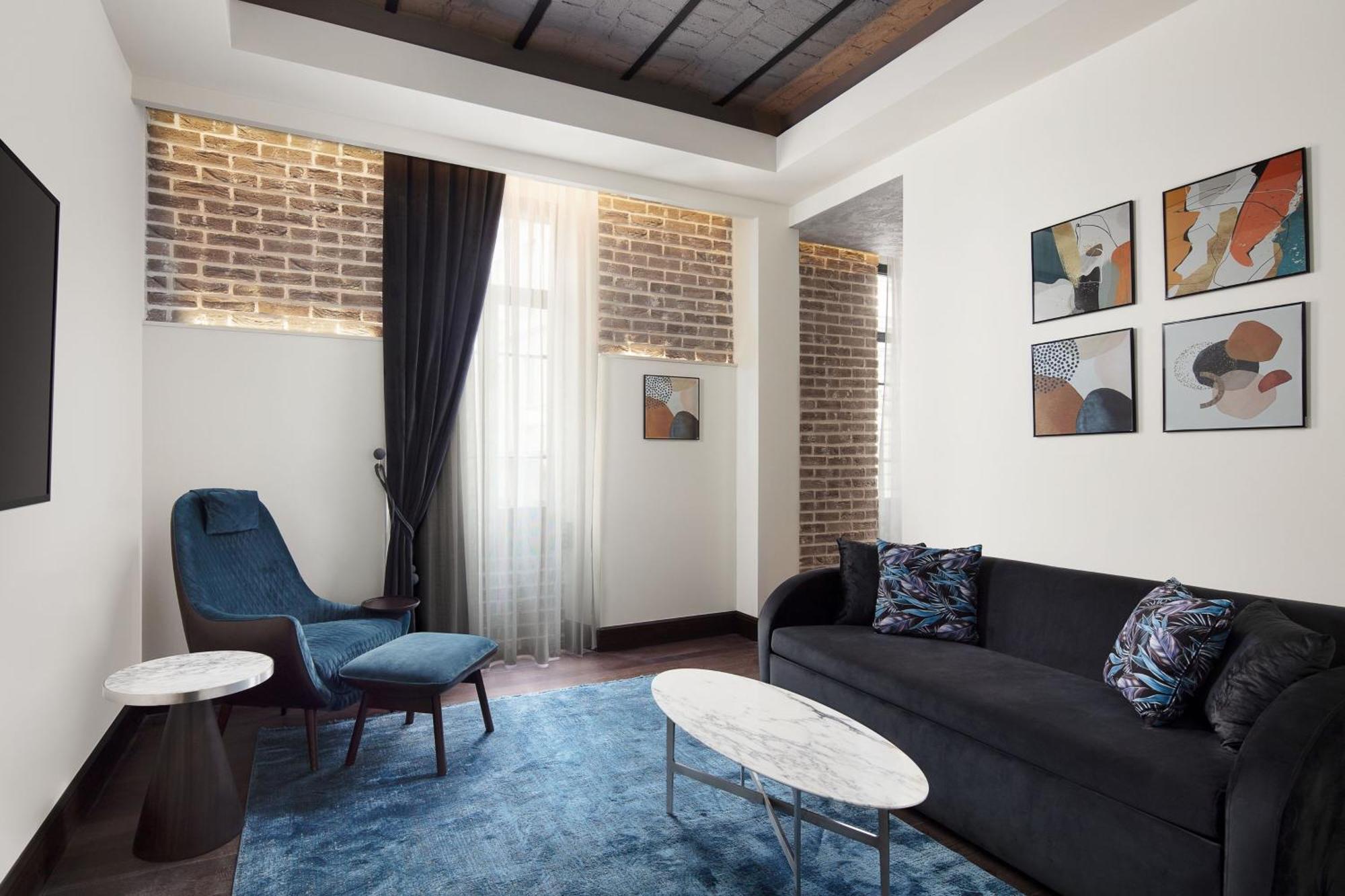 Decamondo Galata, A Tribute Portfolio Hotel Isztambul Kültér fotó A suite at the hotel